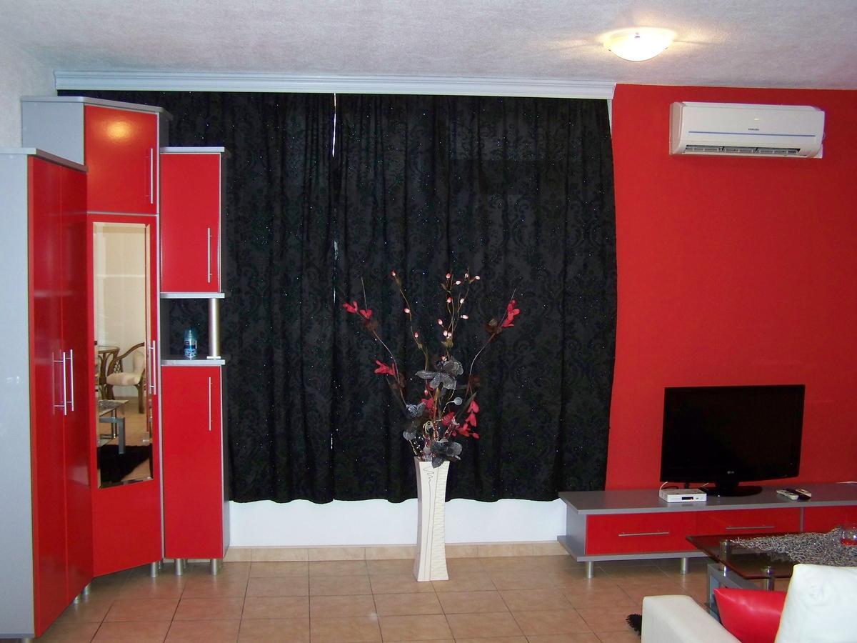 Villa Eros Apartments 2 สตรูกา ภายนอก รูปภาพ