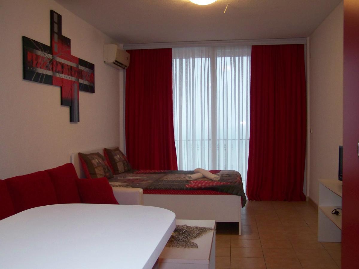Villa Eros Apartments 2 สตรูกา ภายนอก รูปภาพ